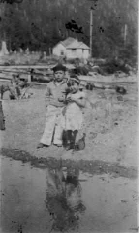 1930 - William Jr and Mabel Sato, 4 1:2 and 2 1:2 yrs old, Eyak Lake.jpeg